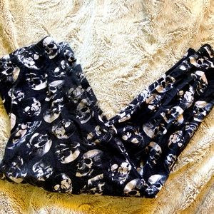 Skull leggings